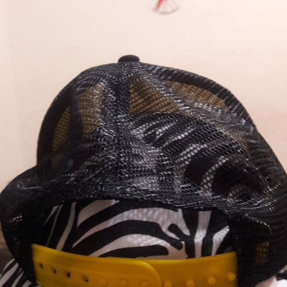 Hat - Picture 2 of 2